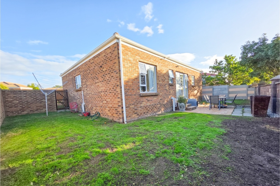 To Let 2 Bedroom Property for Rent in Kleinbron Park Western Cape